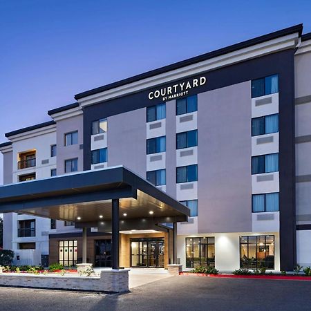 Courtyard Laredo Hotel Екстериор снимка
