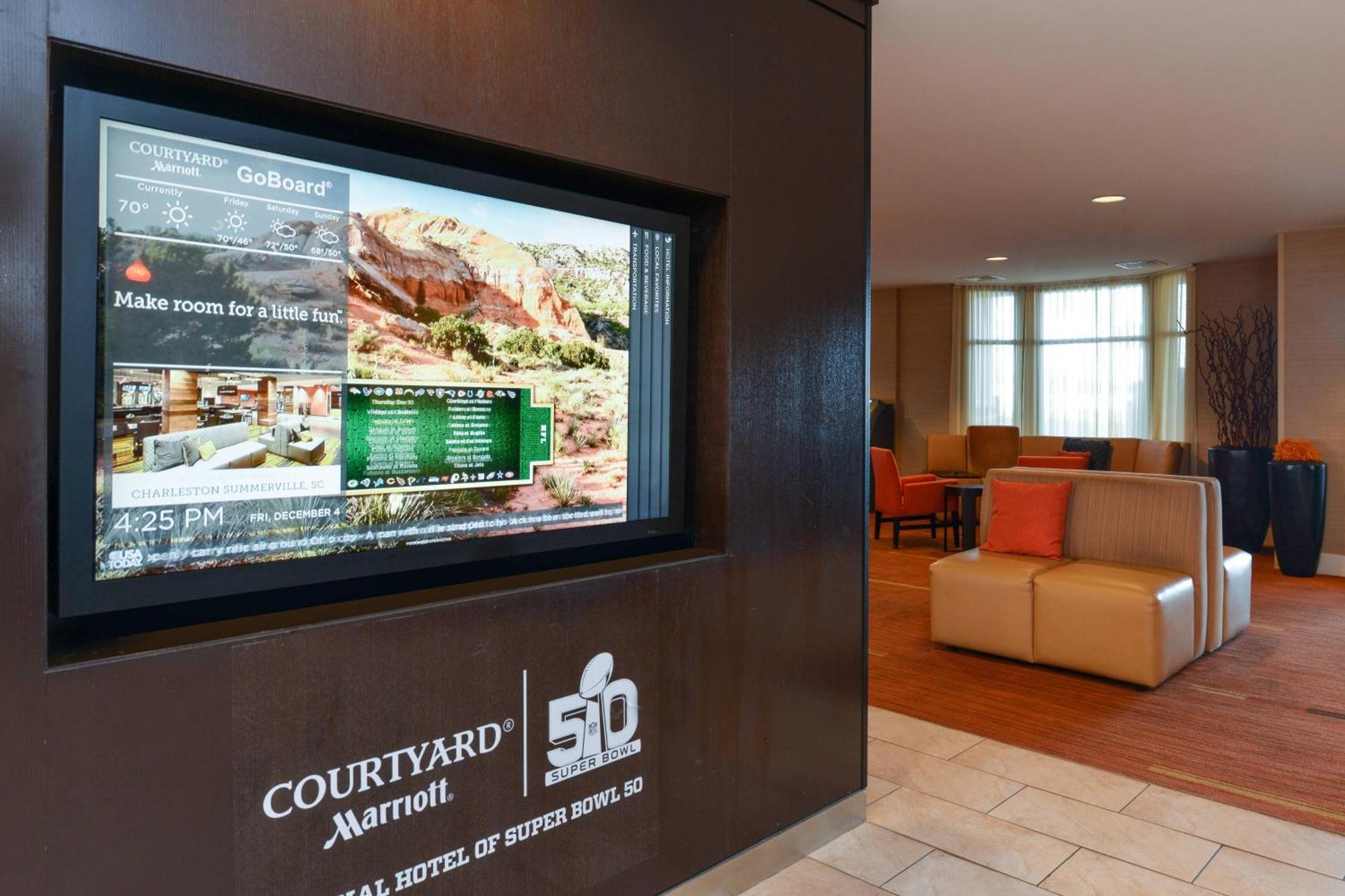 Courtyard Laredo Hotel Екстериор снимка
