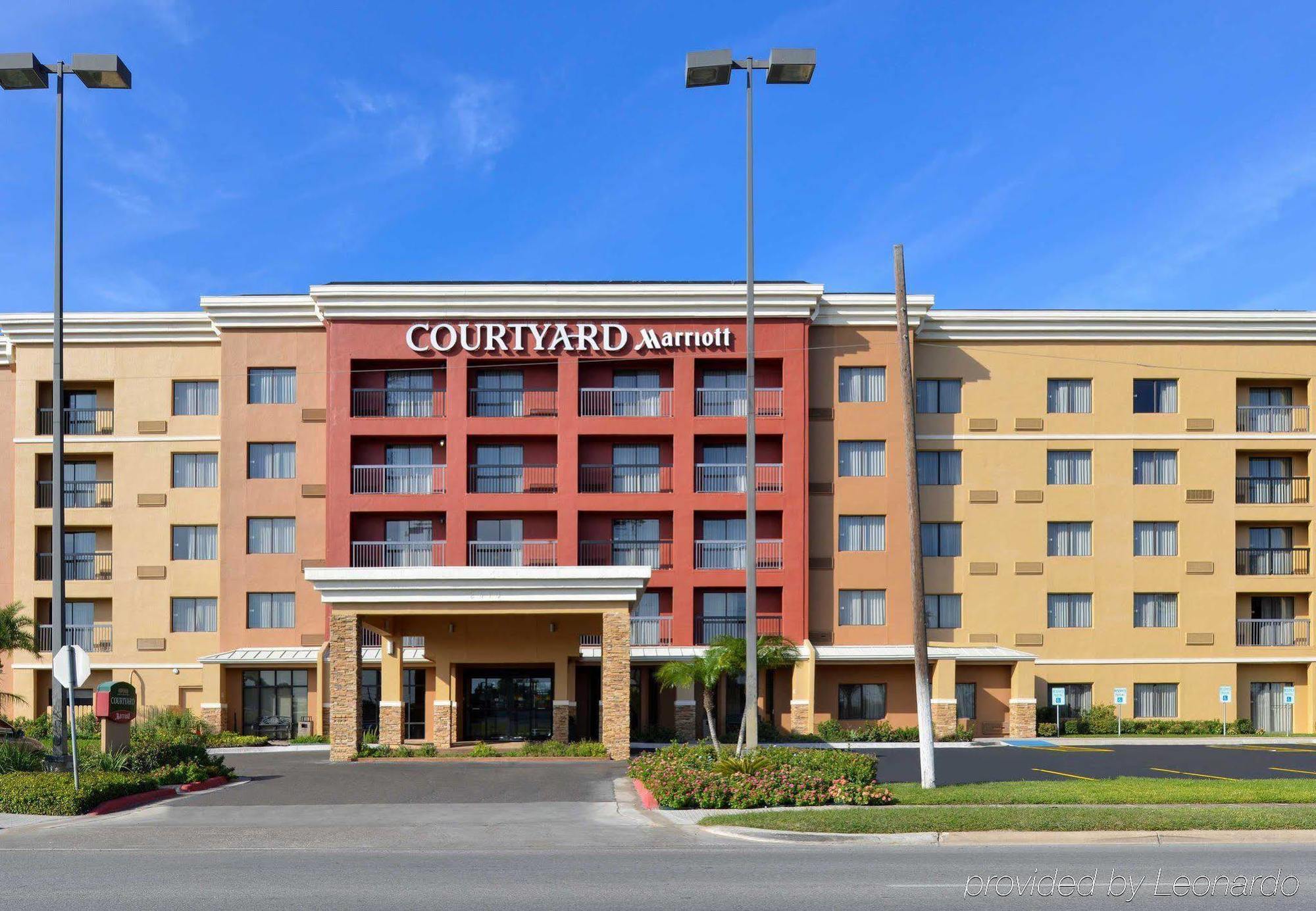 Courtyard Laredo Hotel Екстериор снимка